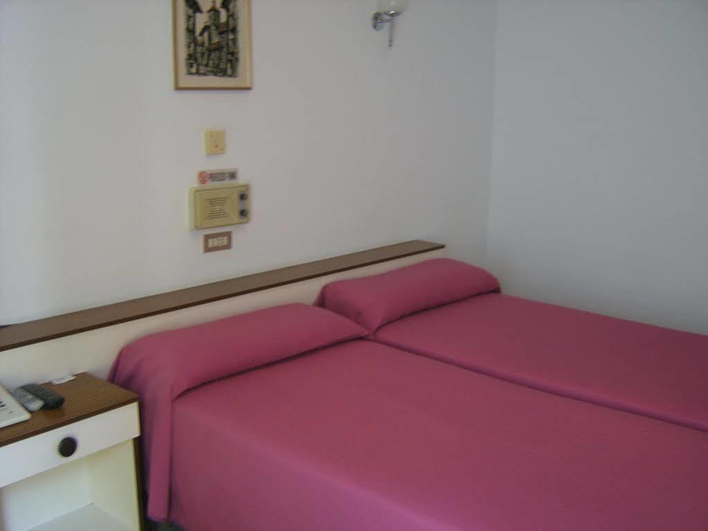 Hotel Puente De Los Santos Tapia De Casariego Exteriör bild